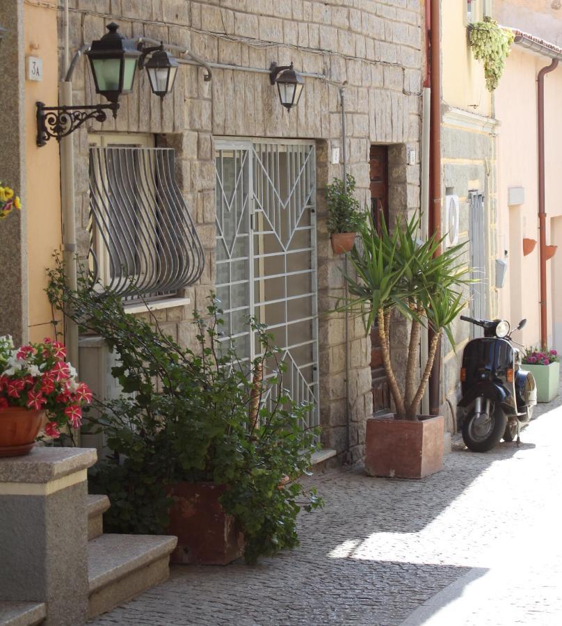 Apartamento Back To The Past Olbia Exterior foto